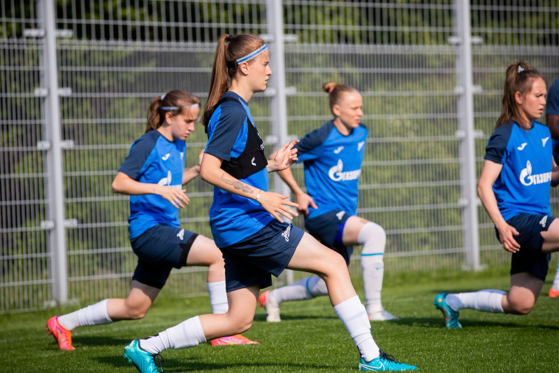 Тренировка женской команды «Зенит» перед матчем за Суперкубок с ЦСКА