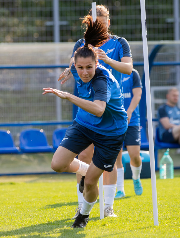 Тренировка женской команды «Зенит» перед матчем за Суперкубок с ЦСКА