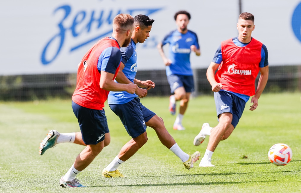 Летние «Газпром» — тренировочные сборы: 26 июня, утренняя тренировка