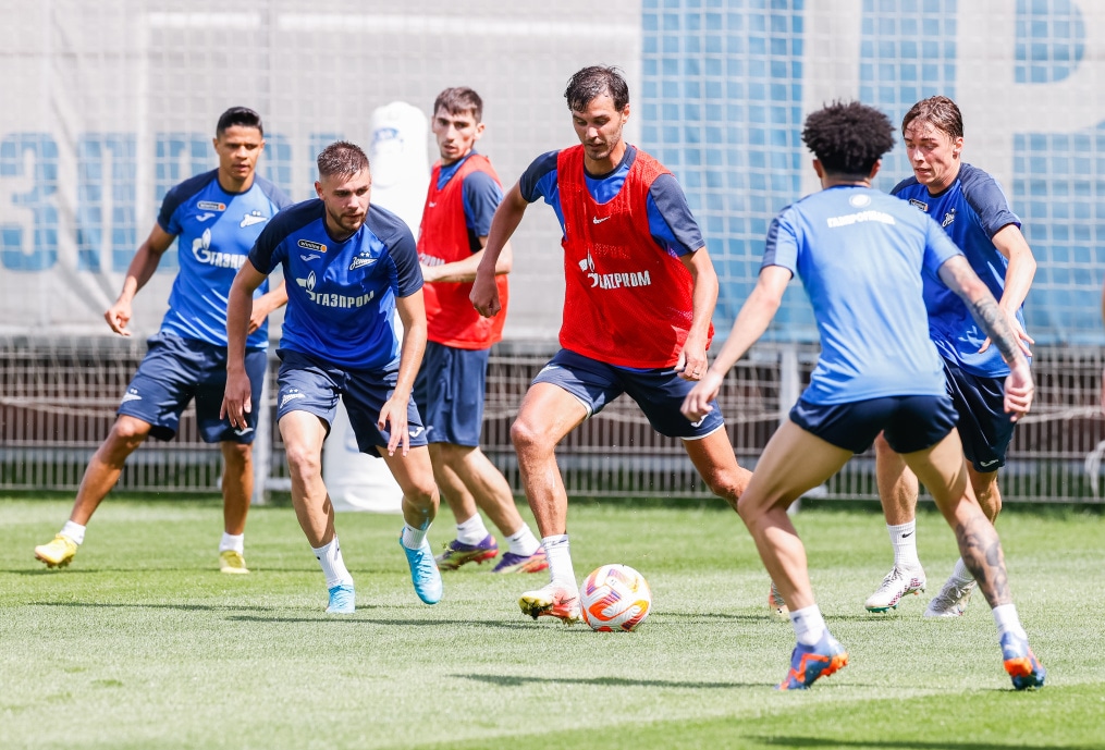 Летние «Газпром» — тренировочные сборы: 26 июня, утренняя тренировка
