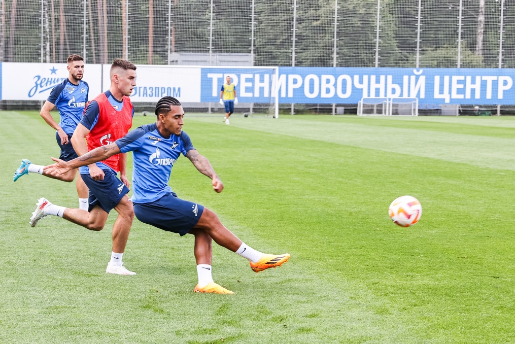 Летние «Газпром» — тренировочные сборы: 26 июня, утренняя тренировка