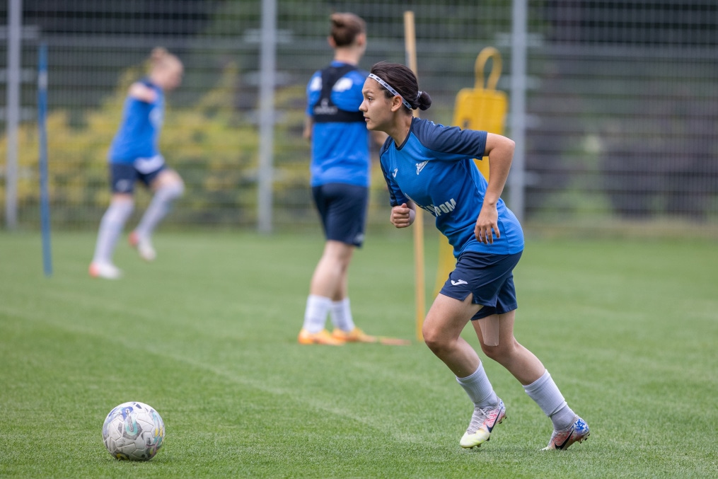 Тренировка женской команды «Зенит»