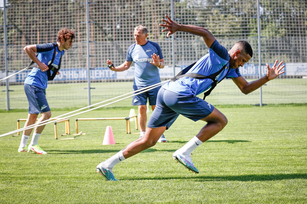 Летние «Газпром» — тренировочные сборы: 30 июня, утренняя тренировка