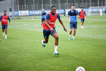 Тренировка «Зенита» перед матчем с «Црвеной Звездой»