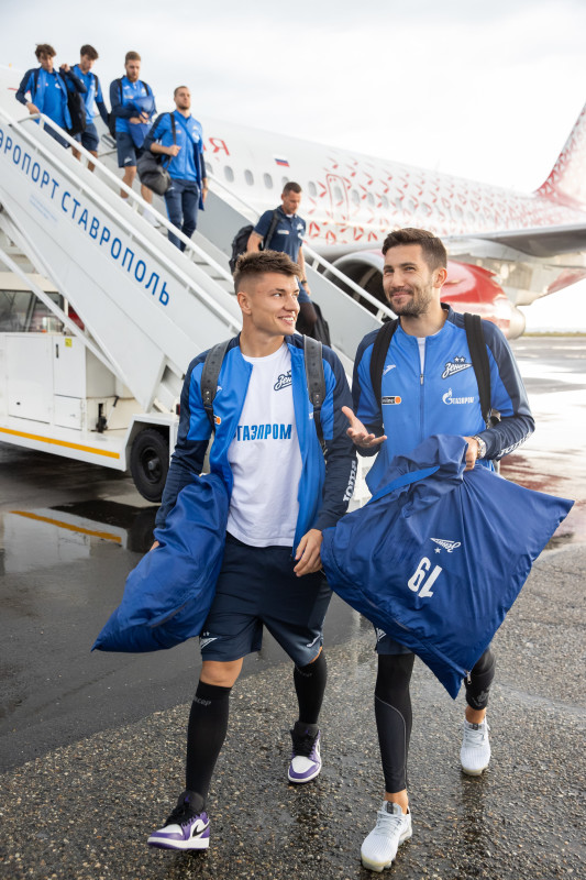 Прибытие команды «Зенит» в Ставрополь и отъезд в Ростов-на-Дону на матч с «Ростовом»