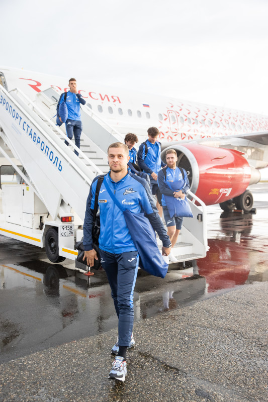 Прибытие команды «Зенит» в Ставрополь и отъезд в Ростов-на-Дону на матч с «Ростовом»