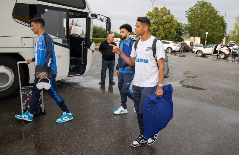 Прибытие команды «Зенит» в Ставрополь и отъезд в Ростов-на-Дону на матч с «Ростовом»