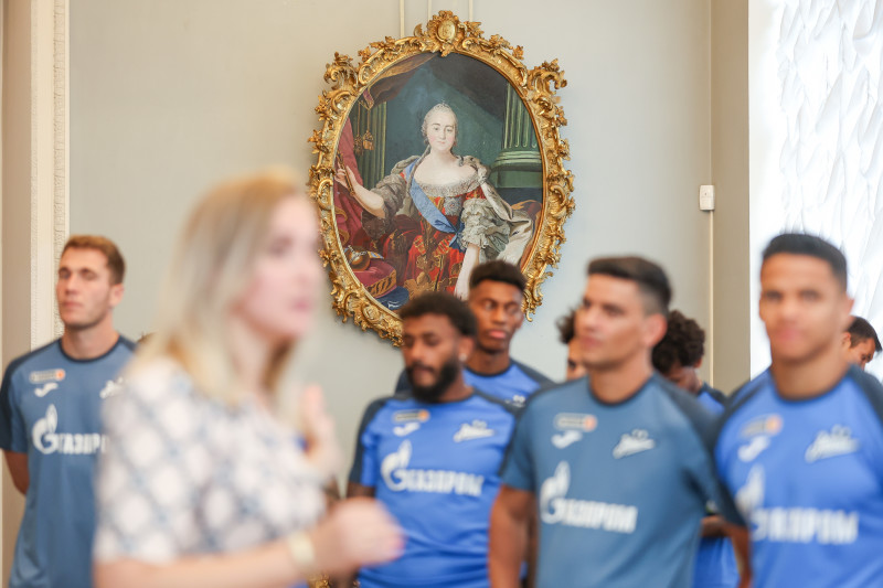 Экскурсия по залам Русского музея для игроков основного состава ФК «Зенит»