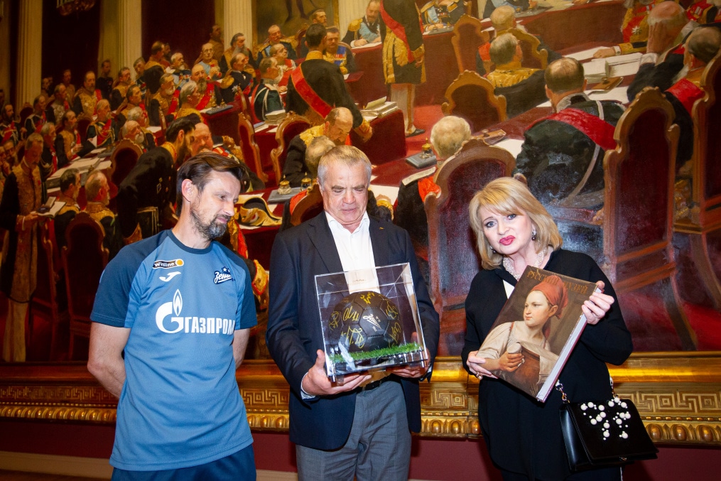 Экскурсия по залам Русского музея для игроков основного состава ФК «Зенит»