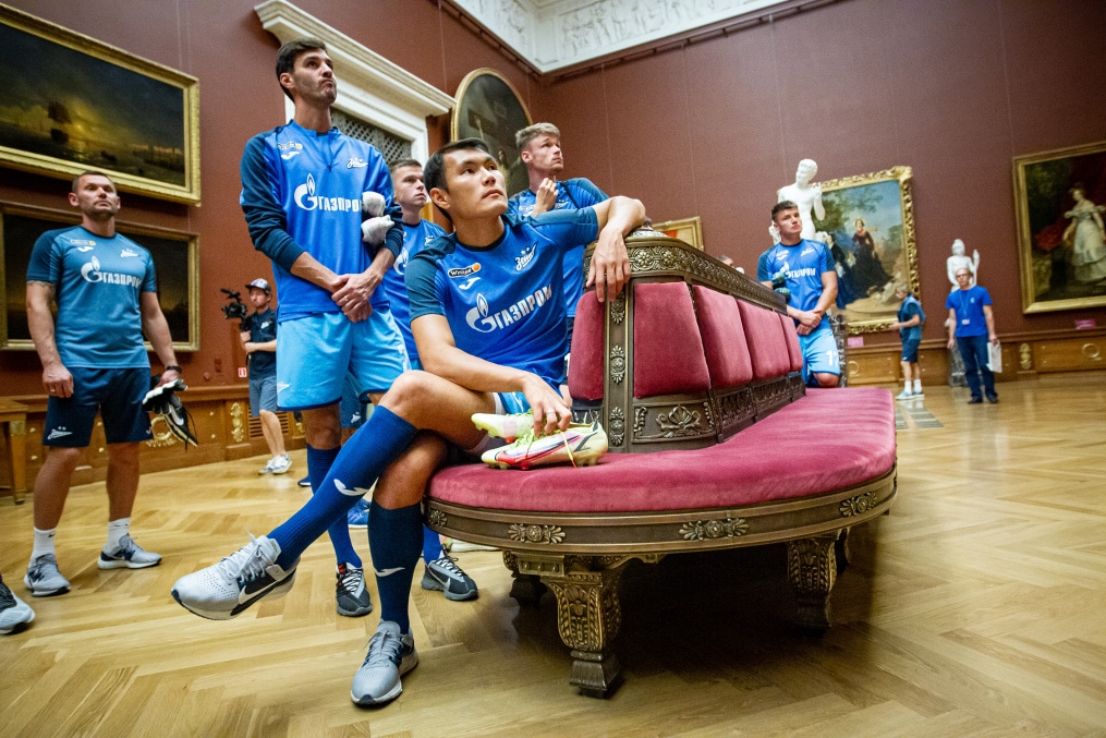 Экскурсия по залам Русского музея для игроков основного состава ФК «Зенит»