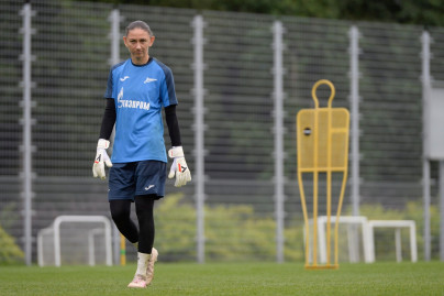 Тренировка женской команды «Зенит» перед матчем 1/4 финала Кубка России с «Енисеем»