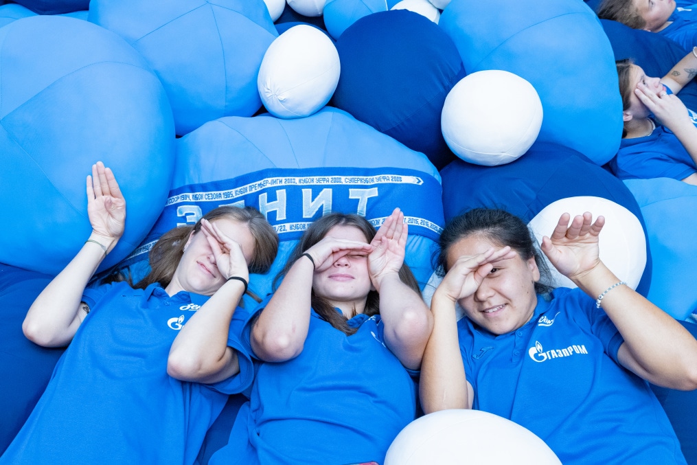 Экскурсия женской молодежной команды «Зенит» в галерею «Цифергауз»