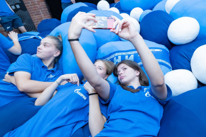 Экскурсия женской молодежной команды «Зенит» в галерею «Цифергауз»