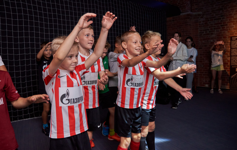 Экскурсия «Зенита»-2015 в в галерею «Цифергауз»