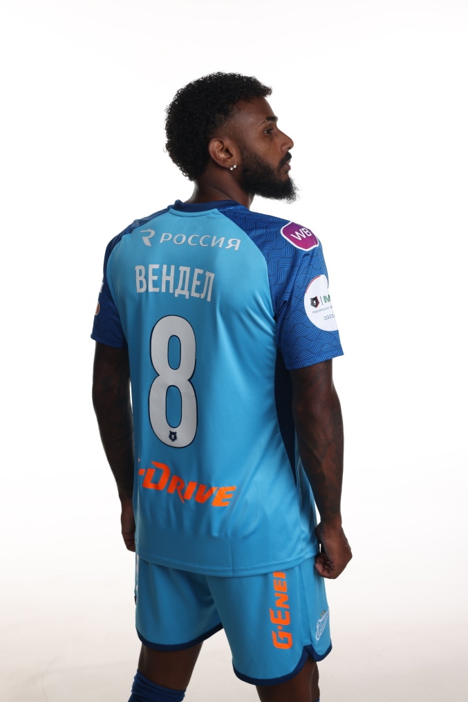 Индивидуальная фотосессия игроков ФК «Зенит» в форме Joma сезона 2023/24