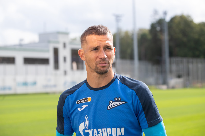 Михаил Кержаков на пресс-брифинге перед матчем с ЦСКА