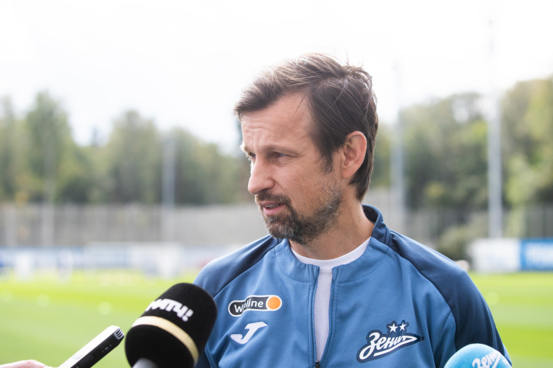 Сергей Семак на пресс-брифинге перед матчем с ЦСКА