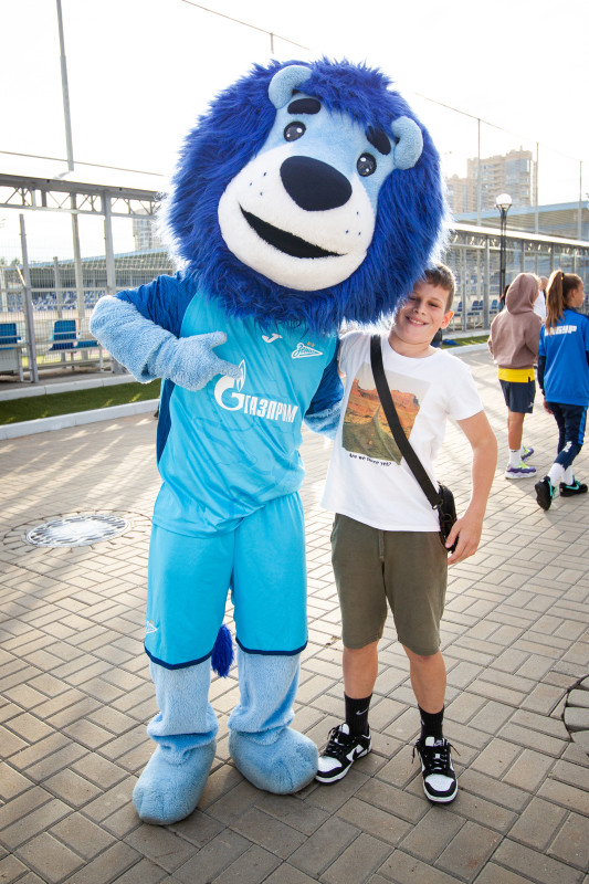 «Фан-Променад» перед матчем Cуперлиги 2023, «Зенит» — «Рязань-ВДВ»