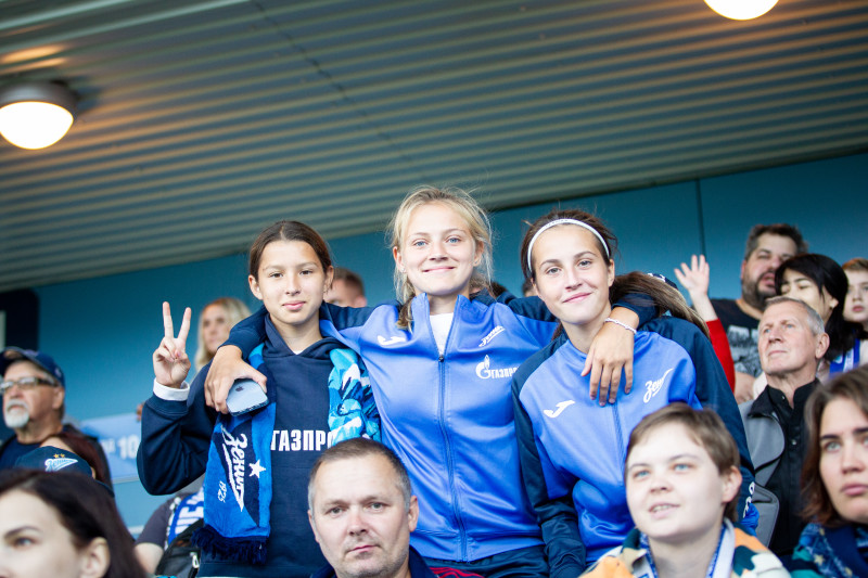 Болельщики на матче Cуперлиги 2023, «Зенит» — «Рязань-ВДВ»