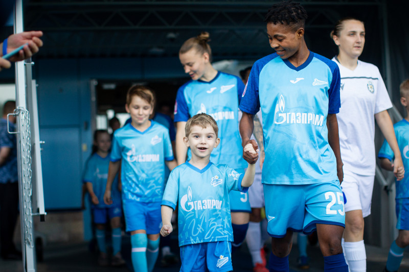 Детское сопровождение «Зенит-Чемпионика» на матче «Зенит» — «Рязань ВДВ»