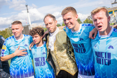 Winline Медийная футбольная лига, групповой этап, первый тур: «Деньги» — «Чисто Питер»