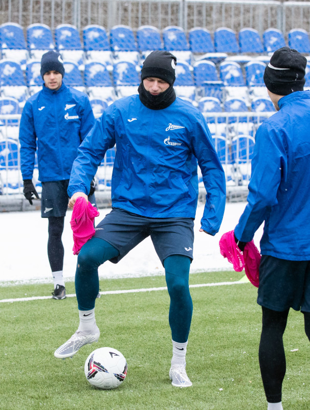 Тренировка «Зенита»-2 в Удельном парке