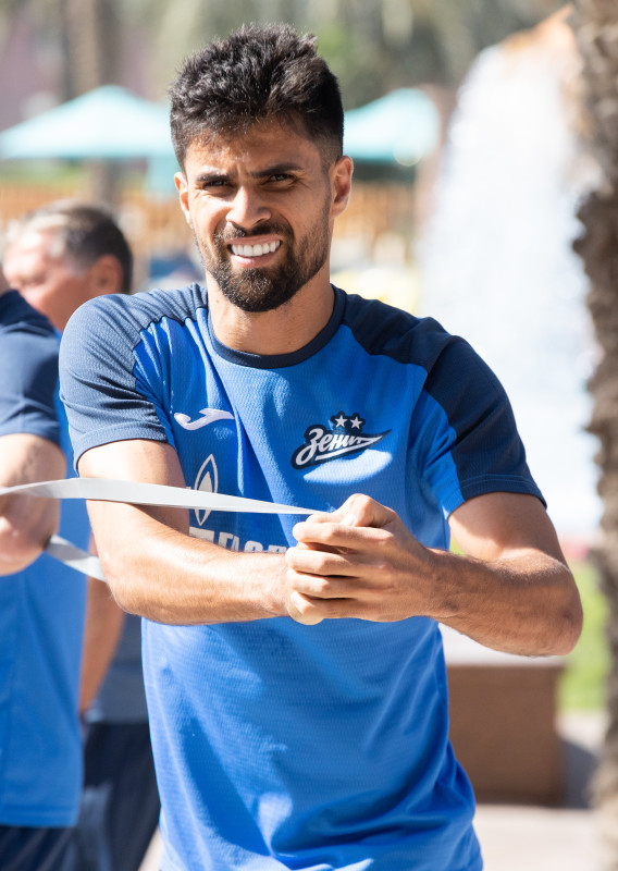 Зимние «Газпром» — тренировочные сборы в Абу-Даби,16 января утренняя тренировка