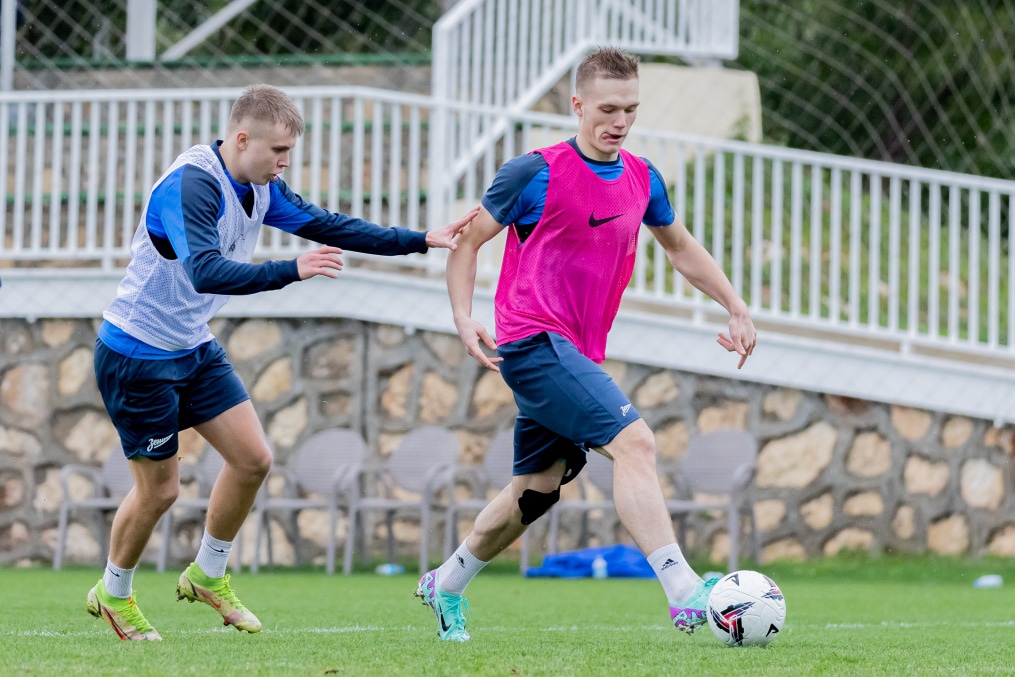 Зимний учебно-тренировочный сбор «Зенита»-2 в Турции: 15 февраля, утренняя тренировка