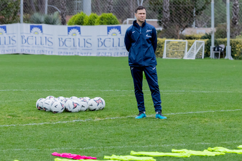 Зимний учебно-тренировочный сбор «Зенита»-2 в Турции: 15 февраля, утренняя тренировка