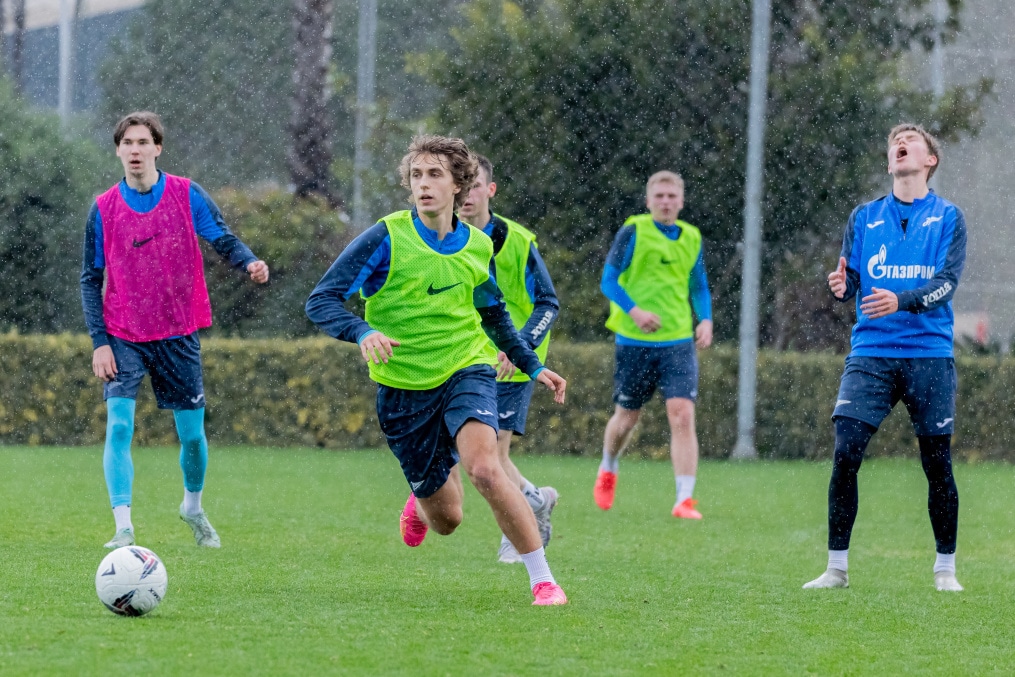 Зимний учебно-тренировочный сбор «Зенита»-2 в Турции: 15 февраля, утренняя тренировка