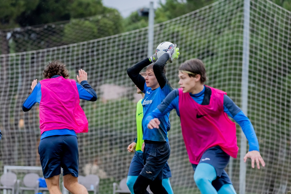 Зимний учебно-тренировочный сбор «Зенита»-2 в Турции: 15 февраля, утренняя тренировка