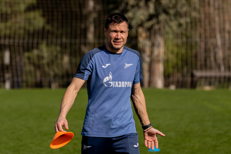 Зимний учебно-тренировочный сбор «Зенита»-2 в Турции: 16 февраля, утренняя тренировка