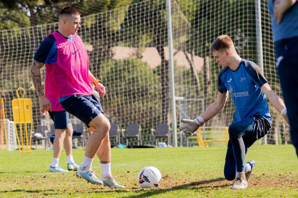 Зимний учебно-тренировочный сбор «Зенита»-2 в Турции: 16 февраля, утренняя тренировка