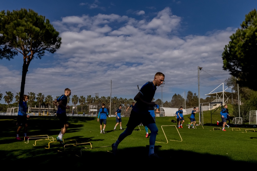 Зимний учебно-тренировочный сбор «Зенита»-2 в Турции: 16 февраля, утренняя тренировка