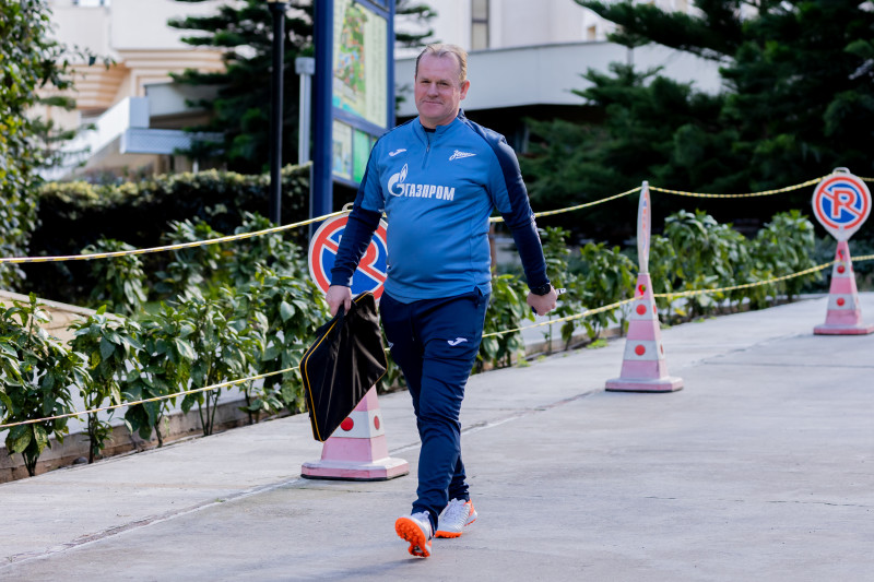 Зимний учебно-тренировочный сбор «Зенита»-2 в Турции: 16 февраля, вечерняя тренировка