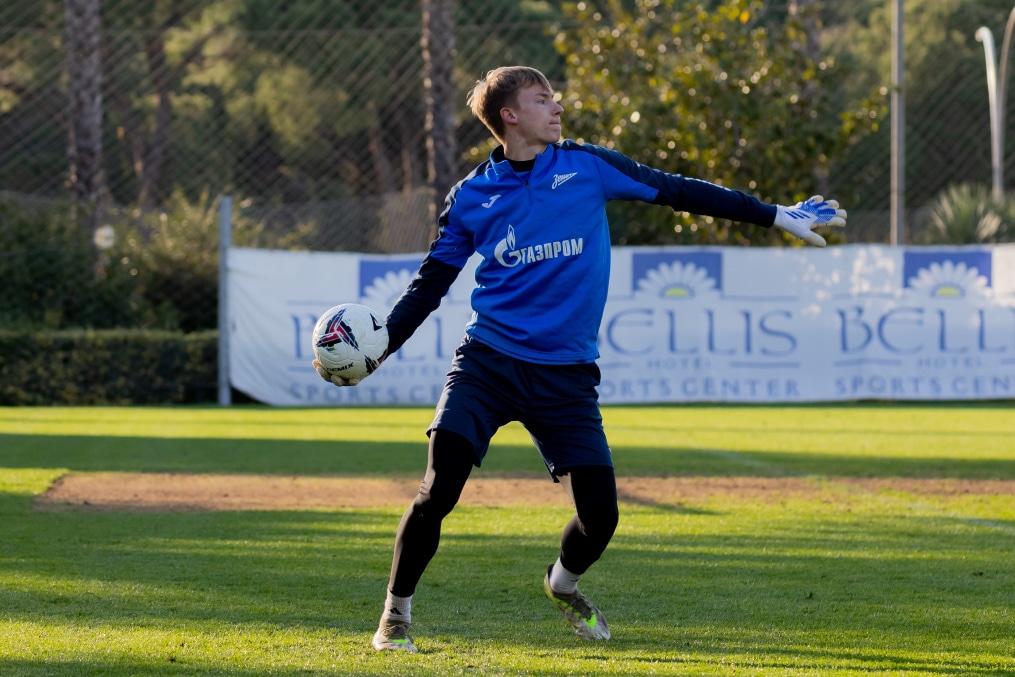 Зимний учебно-тренировочный сбор «Зенита»-2 в Турции: 16 февраля, вечерняя тренировка