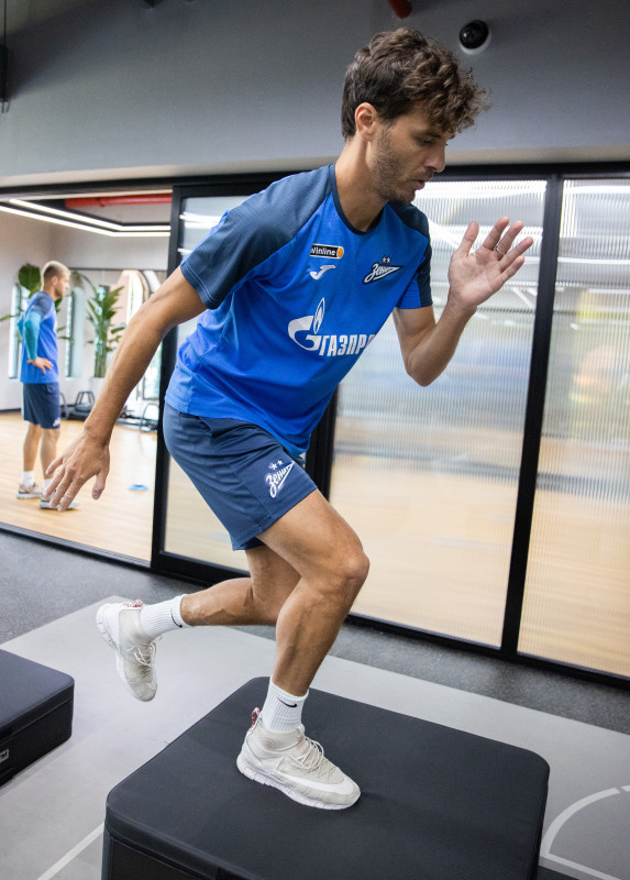 Третьи «Газпром» — тренировочные сборы  в Абу-Даби: 18 февраля, утренняя тренировка