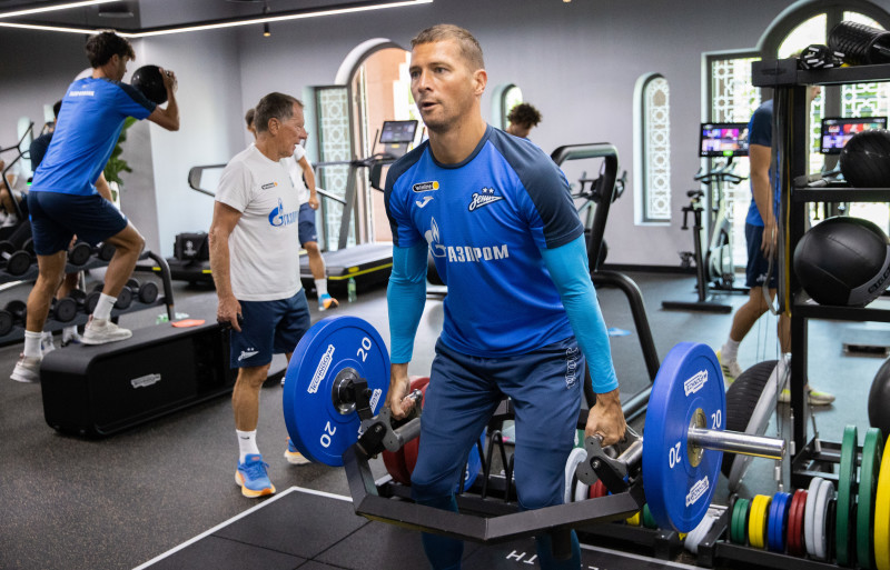 Третьи «Газпром» — тренировочные сборы  в Абу-Даби: 18 февраля, утренняя тренировка