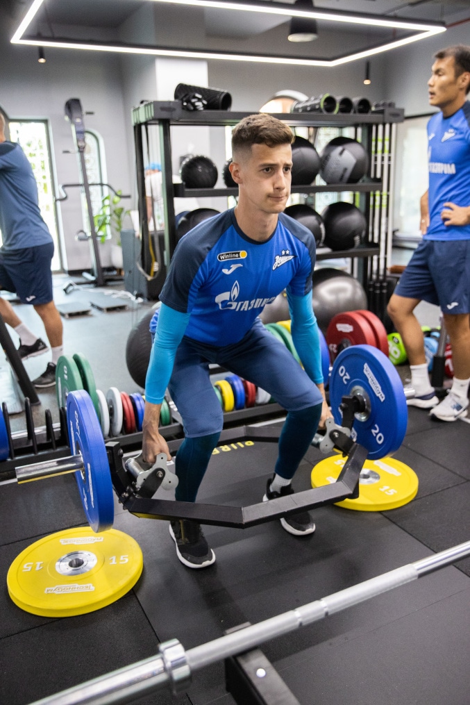 Третьи «Газпром» — тренировочные сборы  в Абу-Даби: 18 февраля, утренняя тренировка