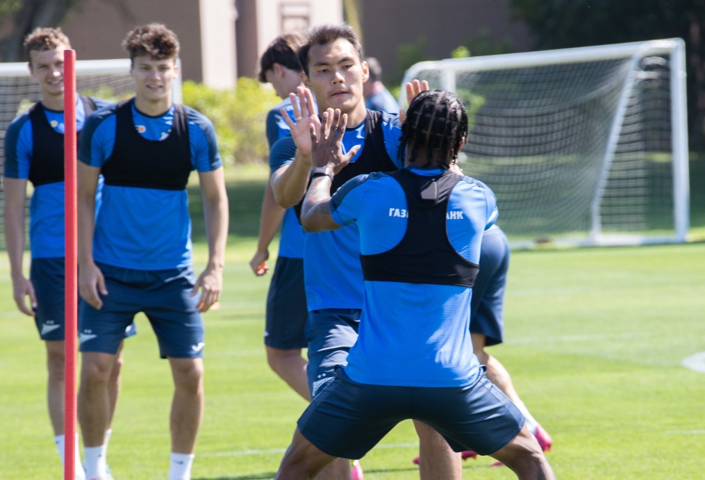 Третьи «Газпром» — тренировочные сборы  в Абу-Даби: 19 февраля, утренняя тренировка