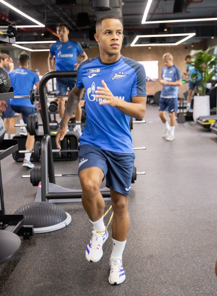 Третьи «Газпром» — тренировочные сборы  в Абу-Даби: 27 февраля, утренняя тренировка