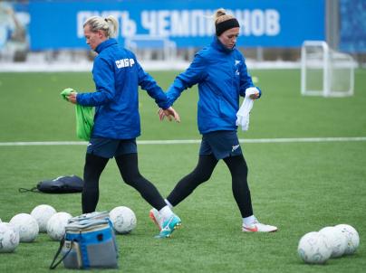 Тренировка женской команды «Зенит» в Удельном парке