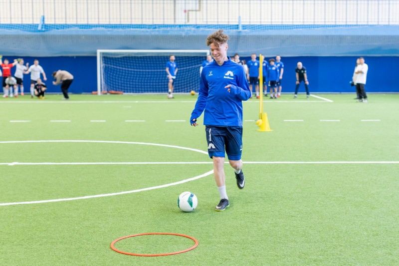 Тренировка медийной команды «Чисто Питер» с командой «47 в игре»