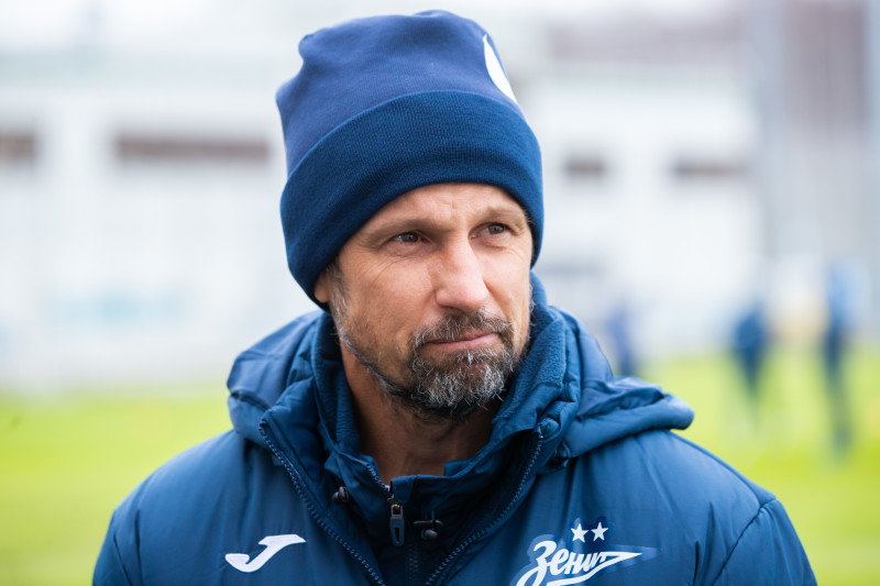 Сергей Семак на пресс-брифинге перед матчем с «Уралом»