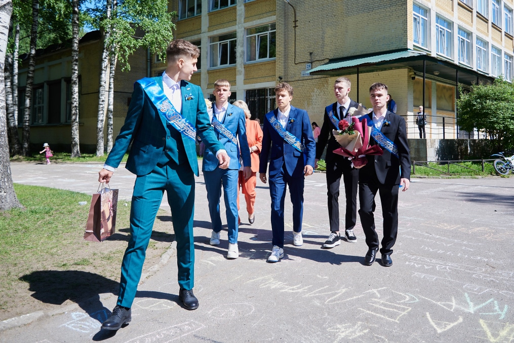 Последний звонок для воспитанников «Газпром» — Академии