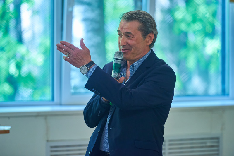 Последний звонок для воспитанников «Газпром» — Академии