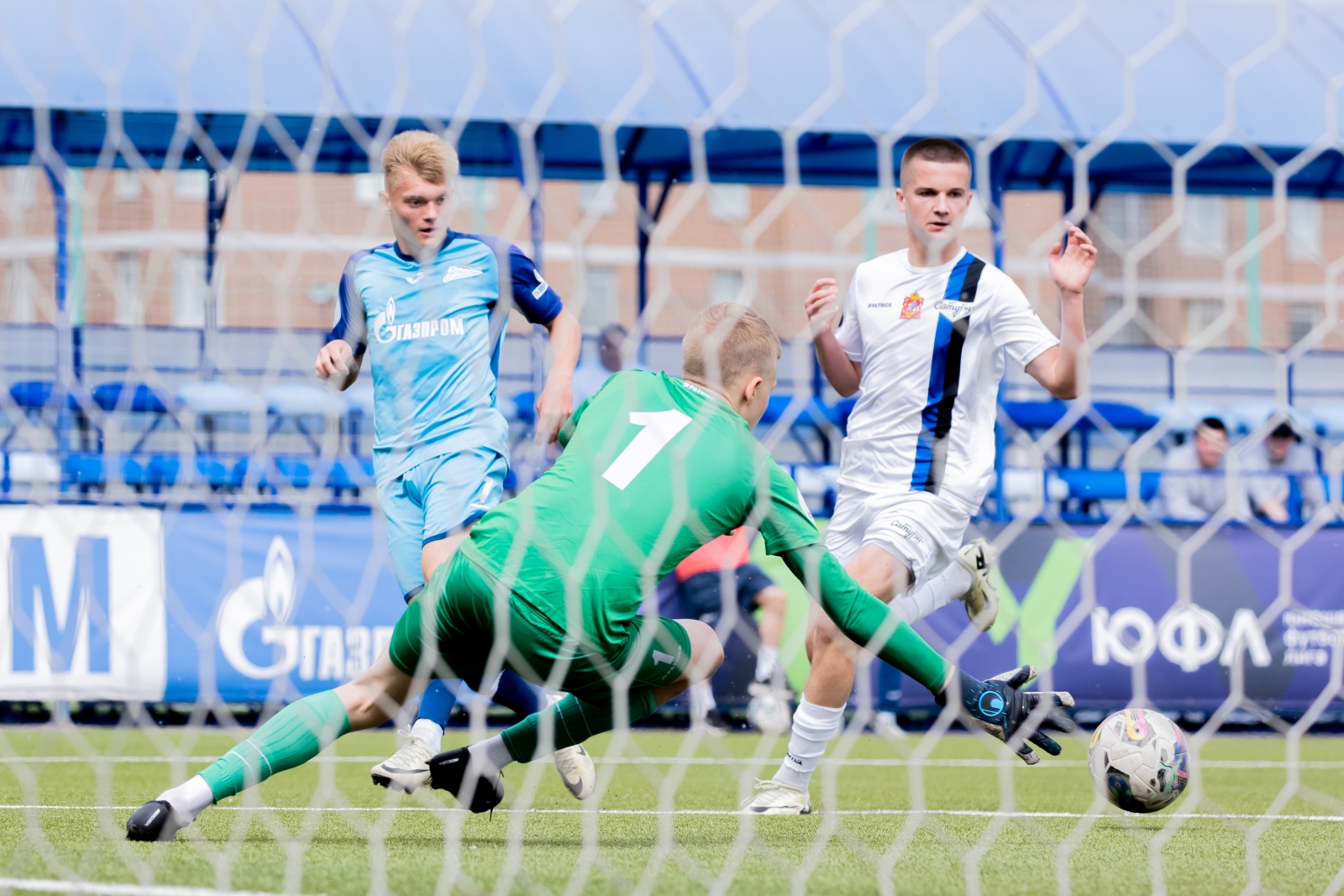 Юношеская футбольная лига-2, «Зенит»  —  «Мастер-Сатурн»