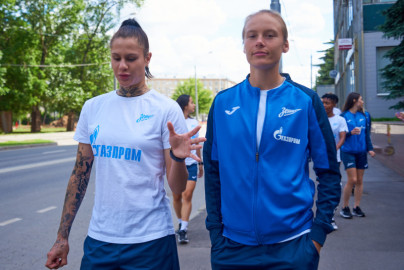 Утренняя прогулка женской команды перед матчем с ЦСКА