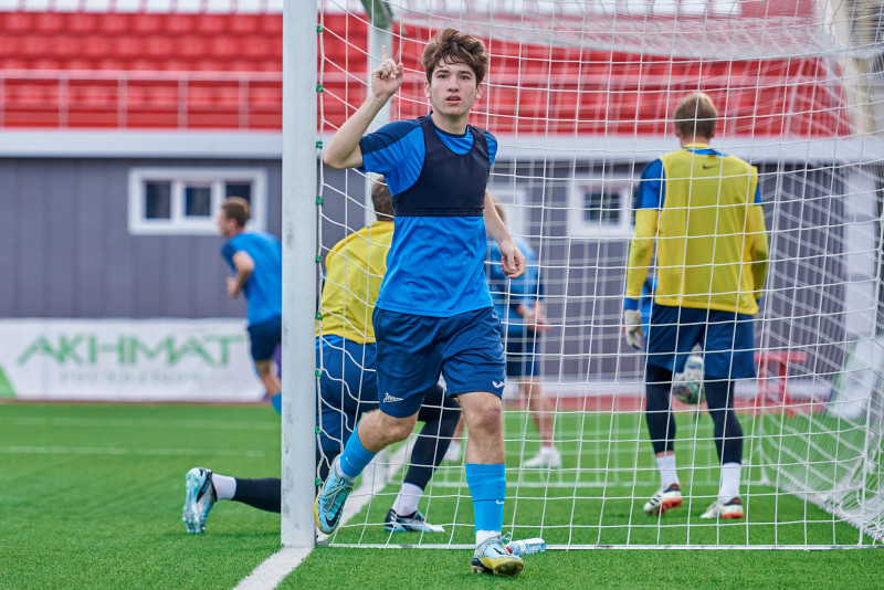Тренировка в Грозном перед матчем «Ахмат»-м — «Зенит»-м