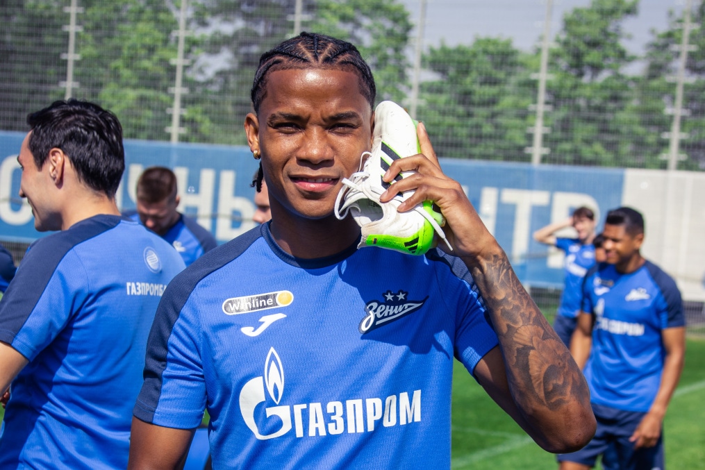Летние «Газпром» — тренировочные сборы: 1 июля, утренняя тренировка.